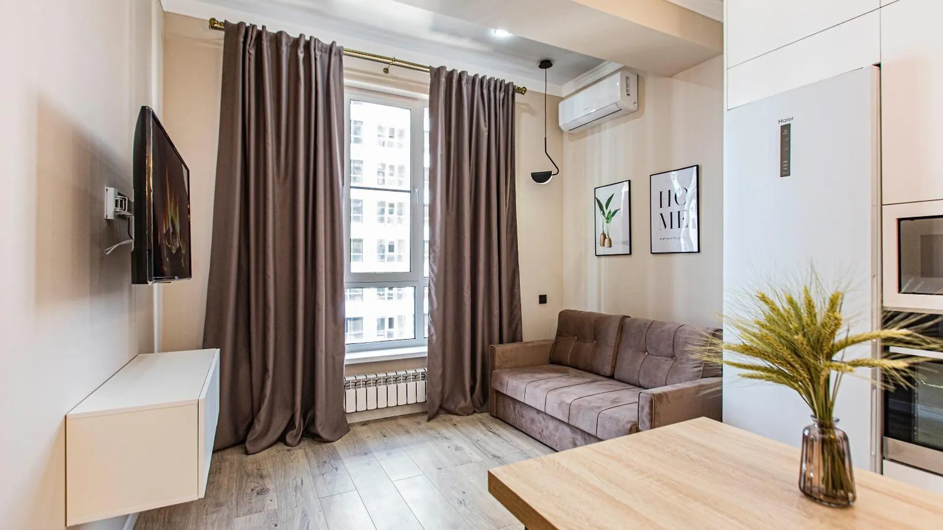 Роскошная Квартира Рядом С Метро Almaty Apartamento