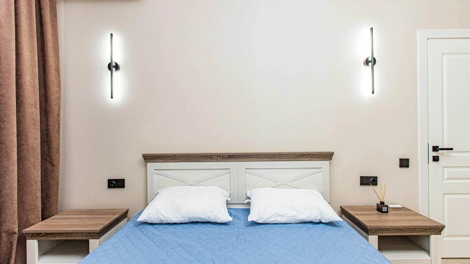 Роскошная Квартира Рядом С Метро Almaty Apartamento